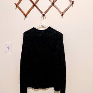 Cute dark green sweater